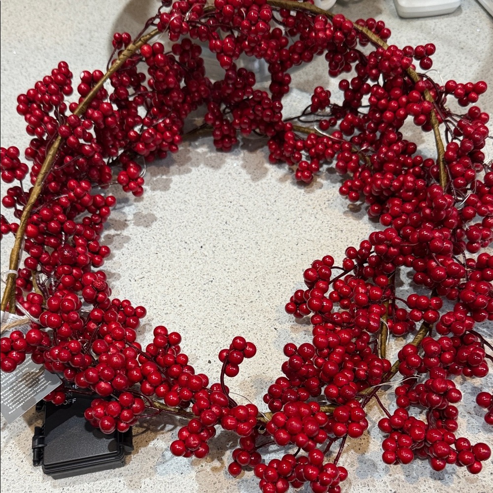 Festive Red Berry rope